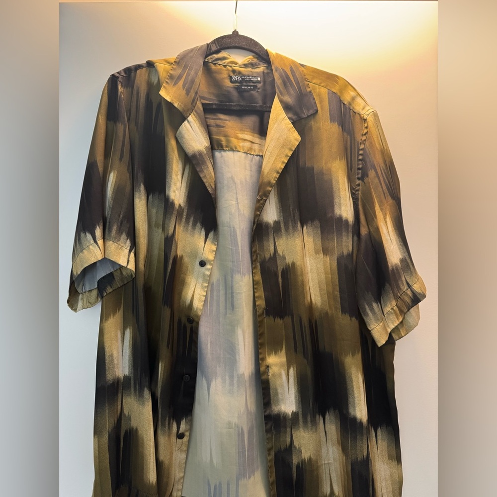 Zara Men's Black and Green Short Sleeve button shirt